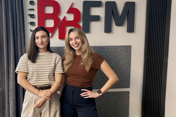 Hosťom v BB FM r&aacute;diu bola Lucia &Scaron;teskov&aacute;, barre in&scaron;truktorka